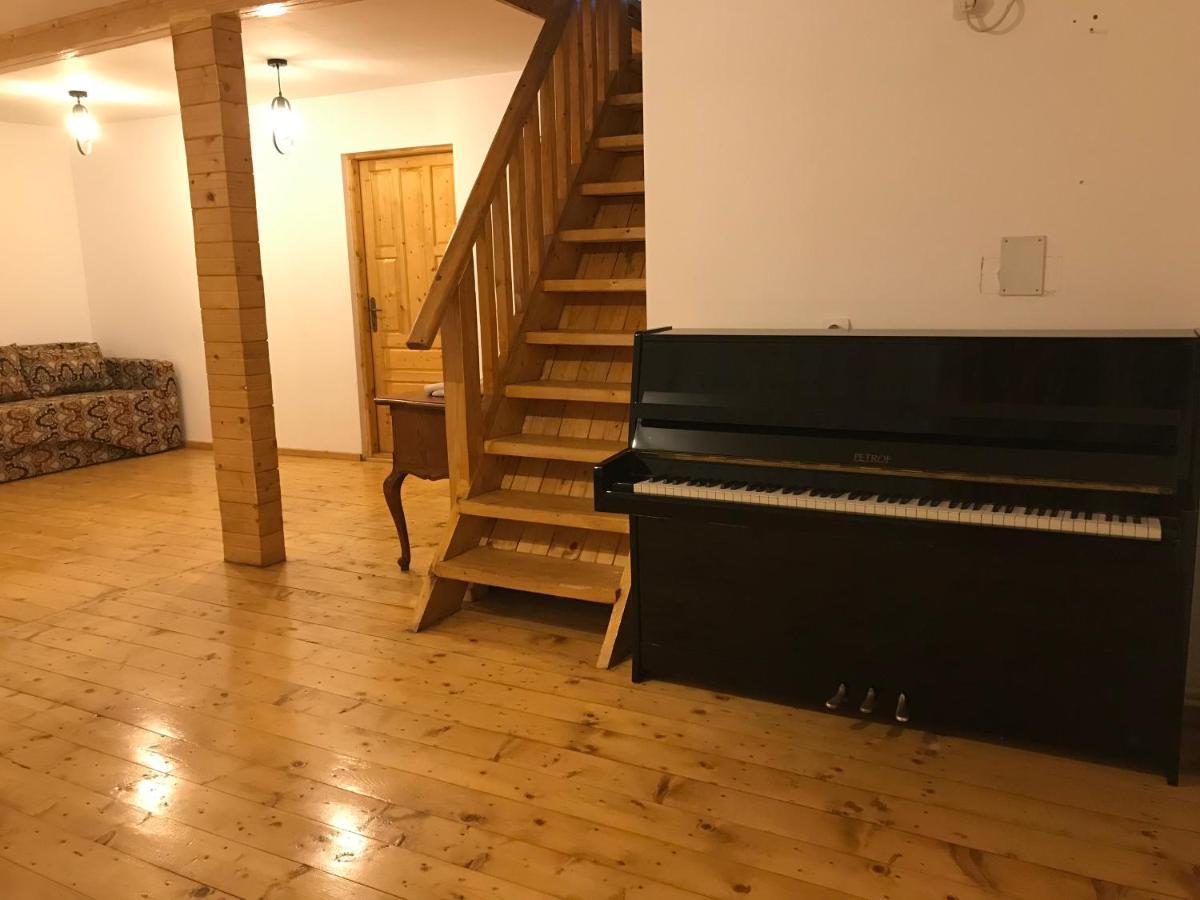Casutele Doftanei Apartment Tesila Bagian luar foto