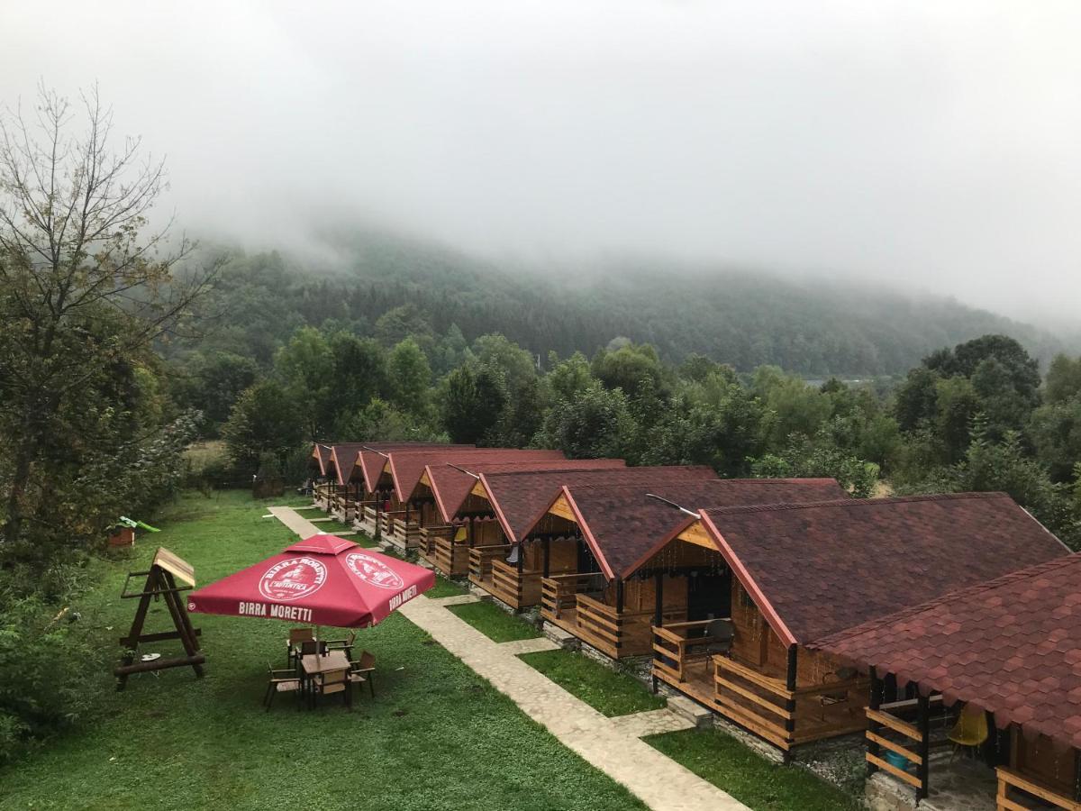 Casutele Doftanei Apartment Tesila Bagian luar foto
