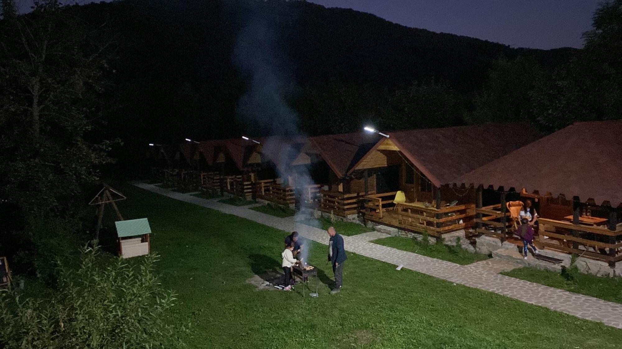 Casutele Doftanei Apartment Tesila Bagian luar foto